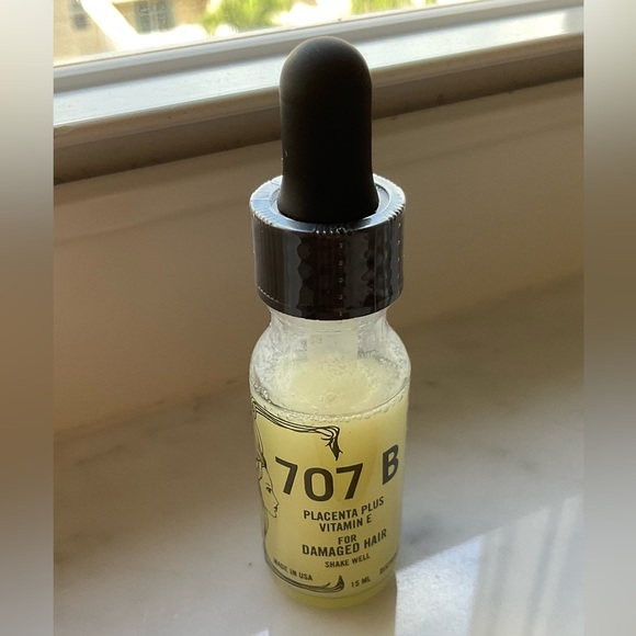 Gift with Purchase - Picture 2 of 4